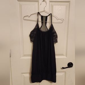 **sold** Lululemon No Limits Tank in Wren/Retro Camo size 8